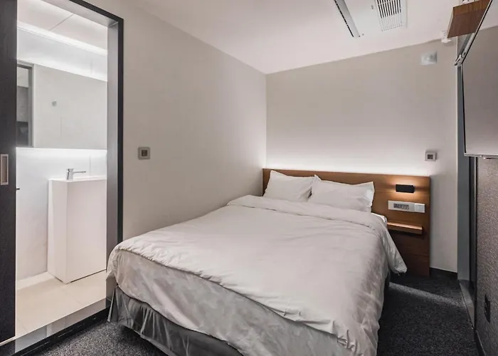 Hotel Pillowsopher Hongdae Seoel