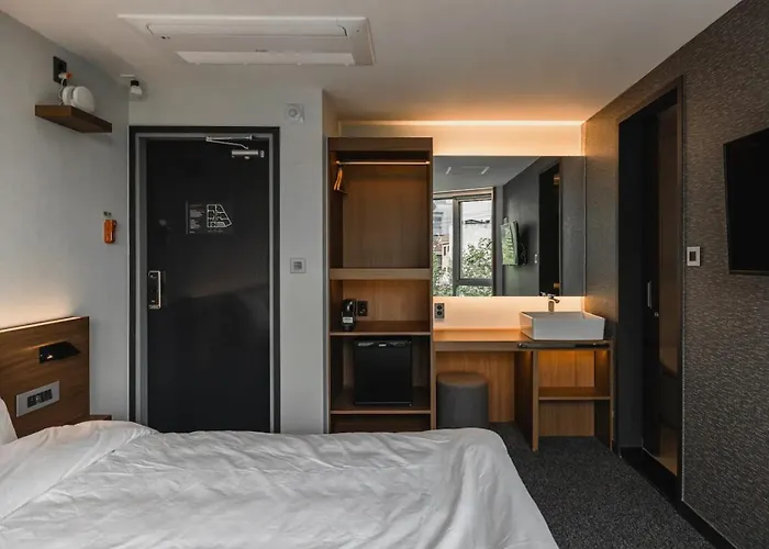 Hotel Pillowsopher Hongdae *